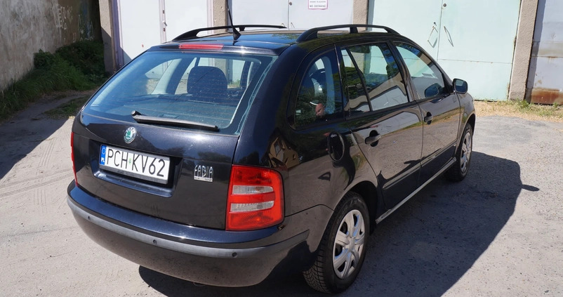 Skoda Fabia cena 8600 przebieg: 112875, rok produkcji 2004 z Chodzież małe 79